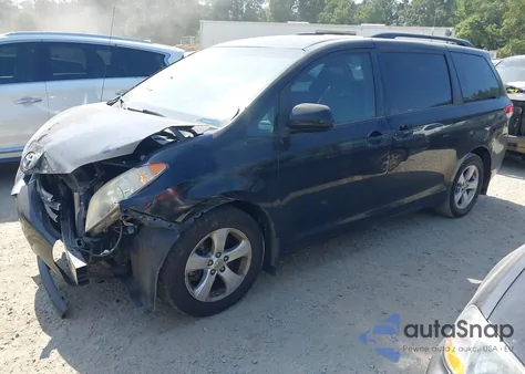 2014 Toyota Sienna Le V6 8 Passenger из США, поврежденный, VIN 5TDKK3DC0ES525623